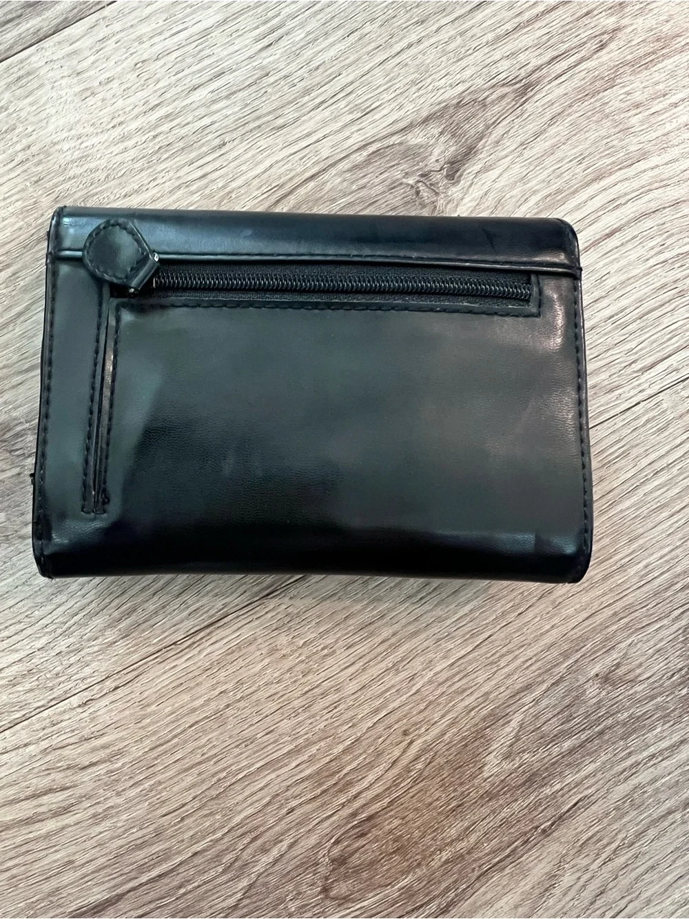 Liz Claiborne compact trifold